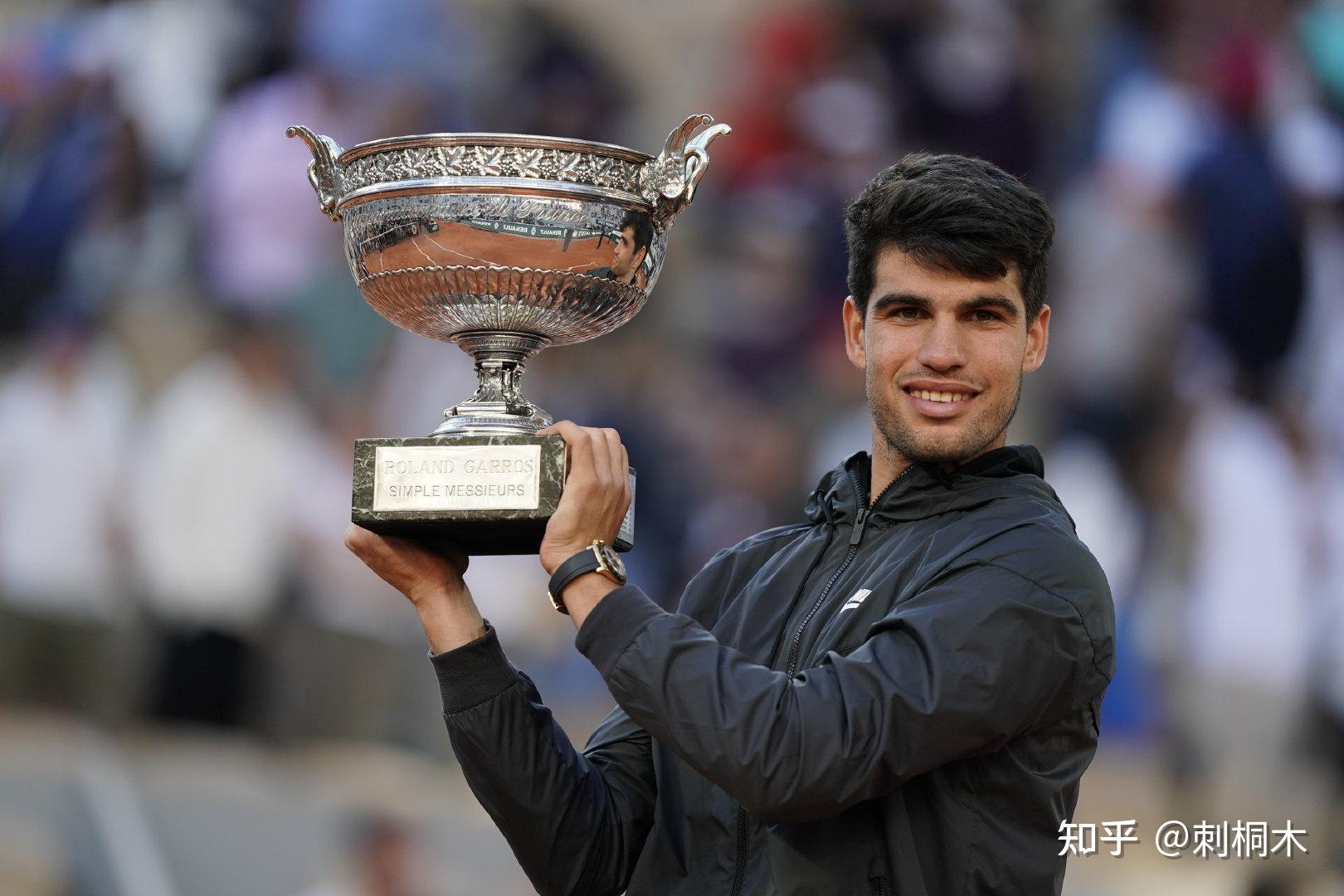 行过详细的 行过详细的