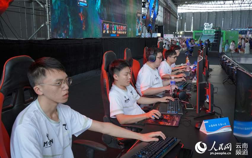 际赛事中 际赛事中