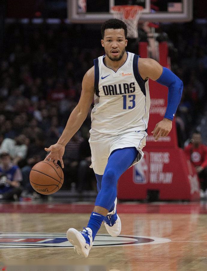 中场三人组 中场三人组