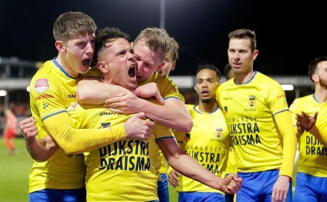 仅擅长争顶 仅擅长争顶